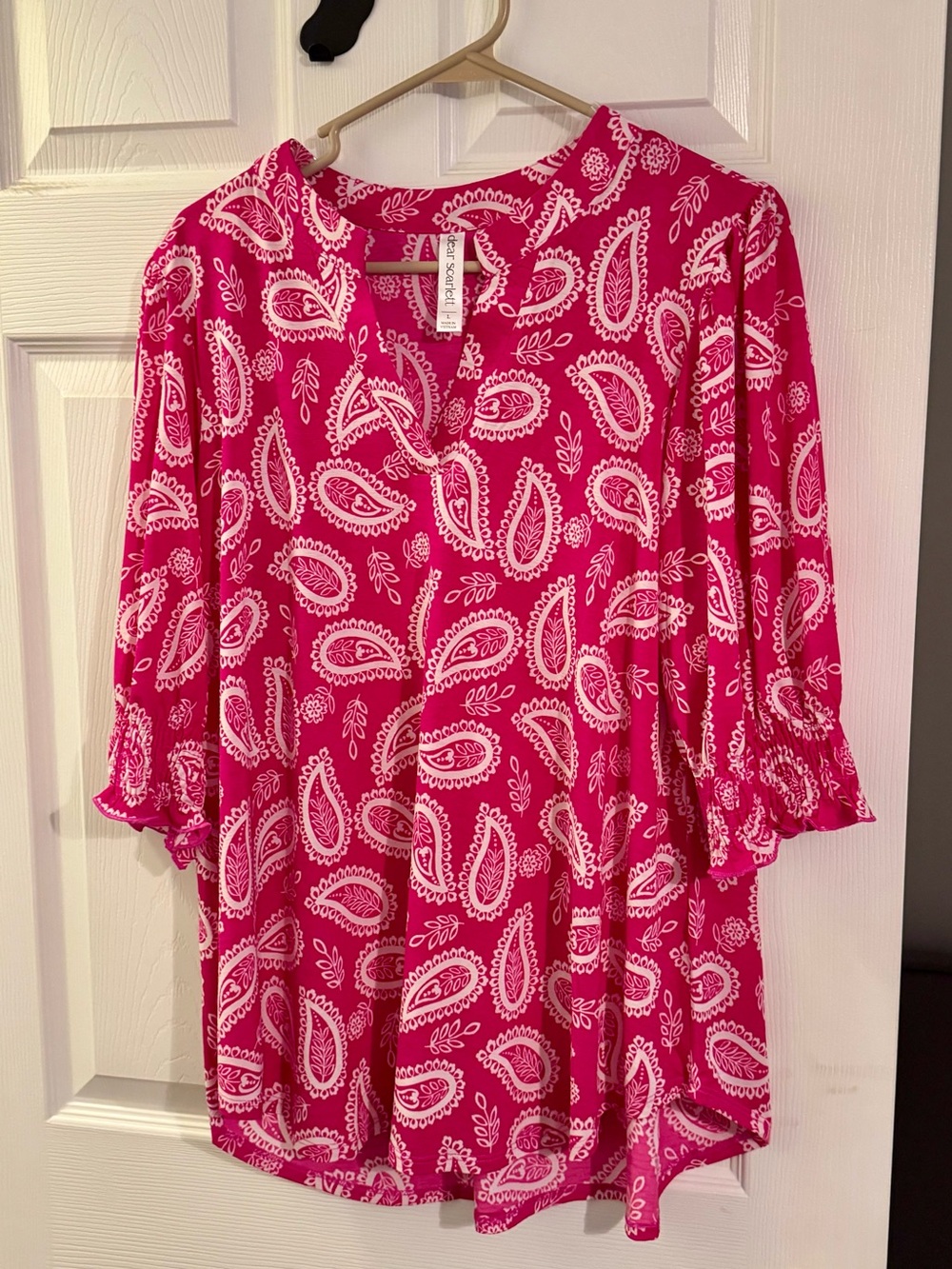 Dear Scarlett Pink Paisley Print Smocked Sleeve Top